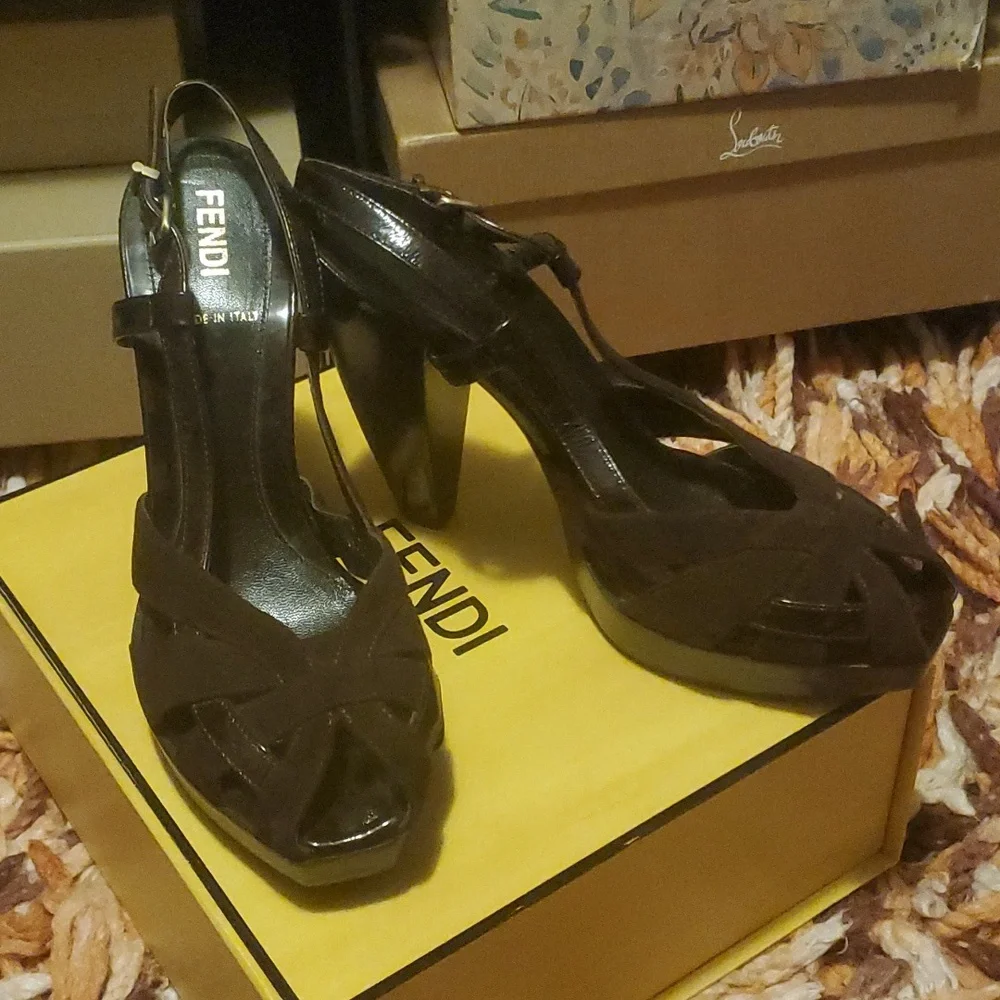 Fendi Heels Brown NEW